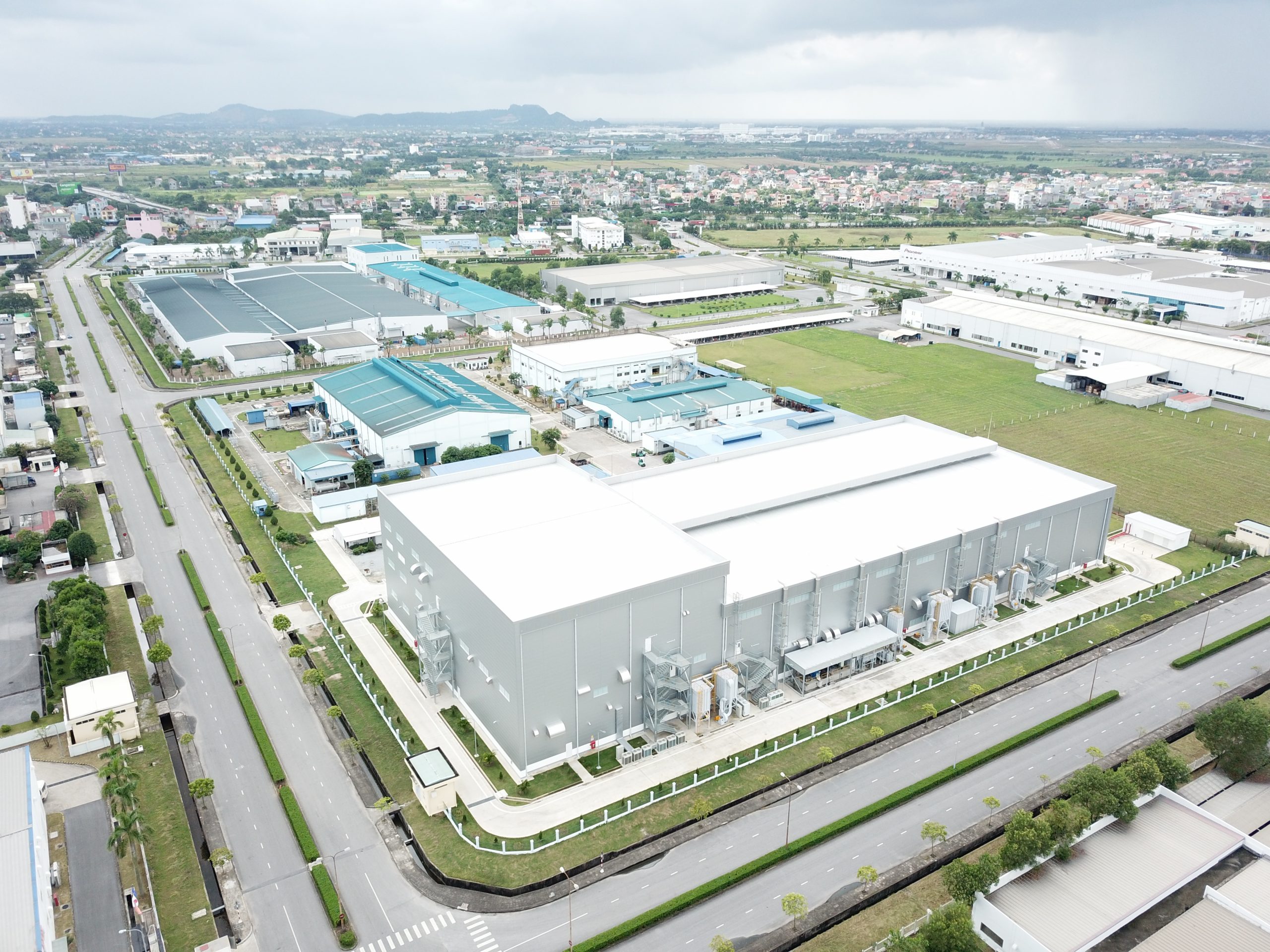 Modern Iraqi industrial facility